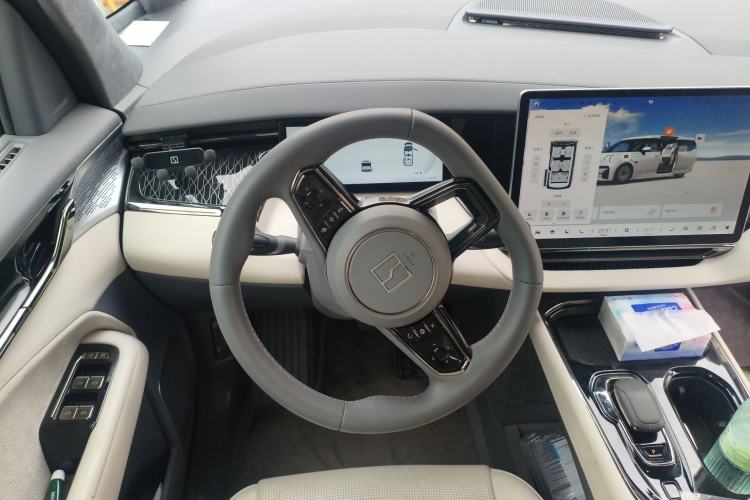 Used Zeekr 009 2022 WE Edition
