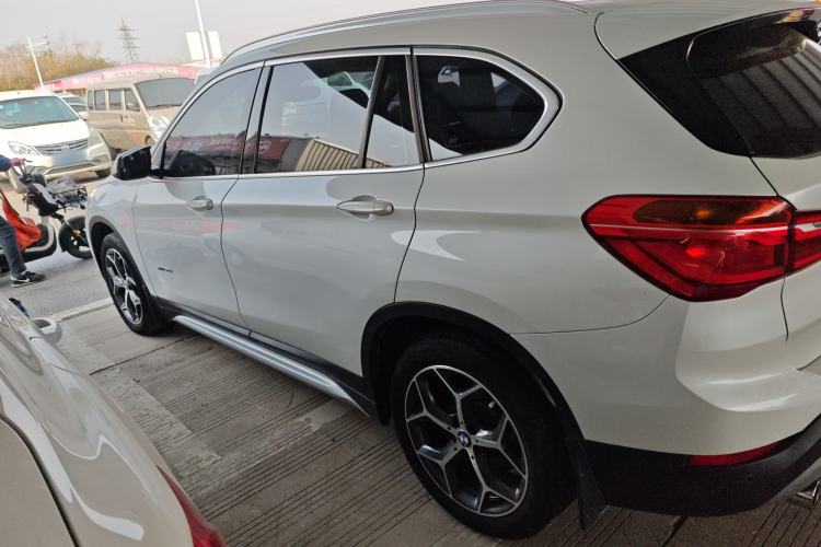 Used BMW X1 2016 xDrive20Li Luxury Model
