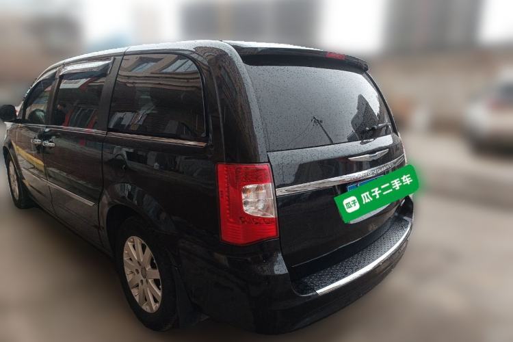 Used Chrysler Grand Voyager 2013 3.6L Luxury Edition Rear Left 45 Deg