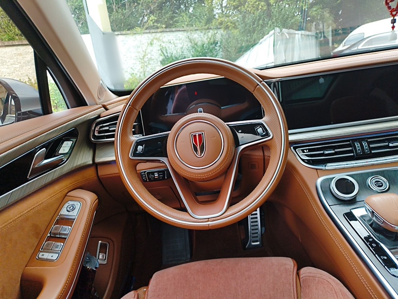 Hongqi H9 2022 2.0T Smart Connect Flagship Edition - Chinese Trim Chang — снимка 10