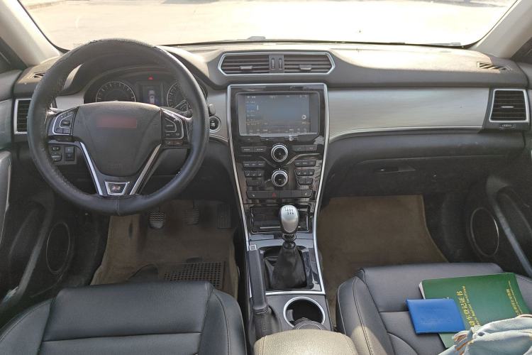 Used Haval H2 2014 1.5T Manual Two-Wheel Drive Elite Edition