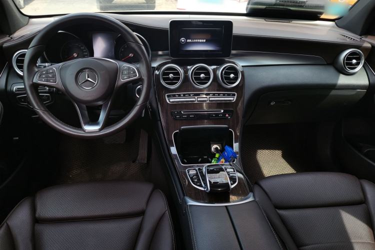 Used Mercedes-Benz GLC 2017 GLC 260 4MATIC Dynamic Edition
