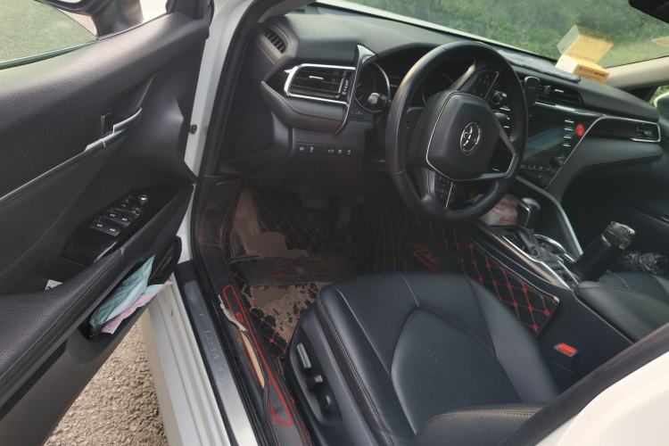 Used Toyota Camry 2018 2.5G Luxury Edition Driver Seat