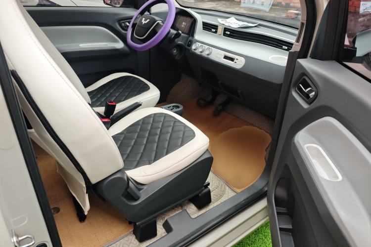 Used Wuling Hongguang MINIEV 2022 Macaron Fashion Model Lithium Iron Phosphate