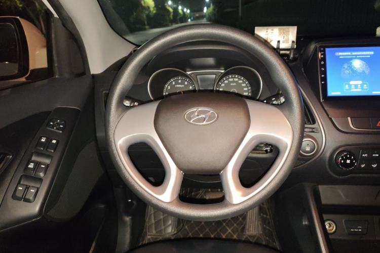 Used Hyundai ix35 2015 2.0L Automatic 2WD Comfort Edition China V Standard
