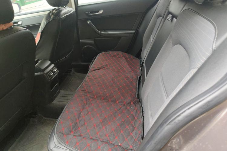 Used Qoros 3 2017 Urban SUV 1.6T Automatic Zhiyue Model Left Rear Seat