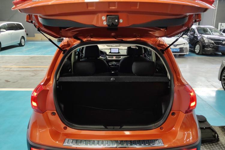 Used Haval H1 2016 Revised Version Blue Badge 1.5L AMT Luxury Edition
