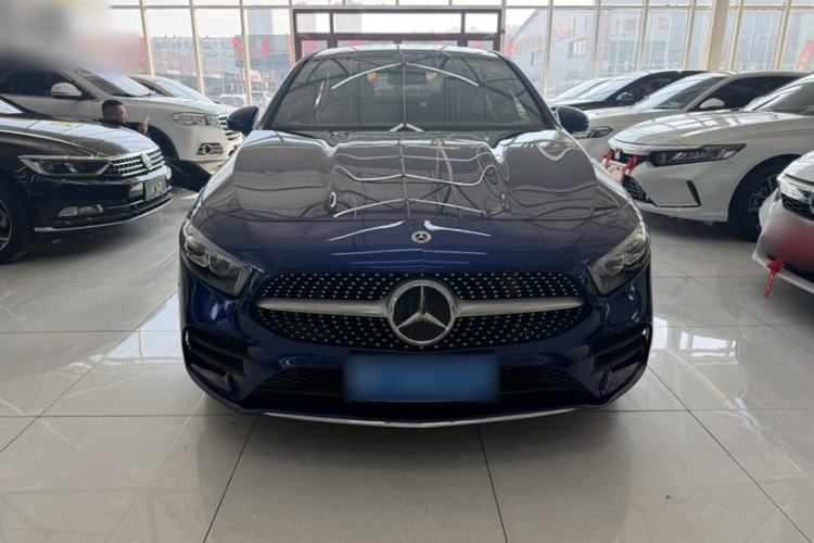 Used Mercedes-Benz A-Class 2022 Second Facelift A 200 L Sport Sedan Fashion Version