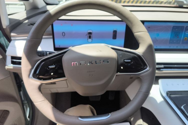Used SAIC MAXUS Dajia 7 2024 605 km Extended Range Highland Version Six-Seater Steering Wheel