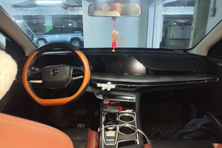 Used CHANGAN Eado 2024 PLUS Blue Whale NE 1.4T GDI DCT High-Energy Edition Center Console