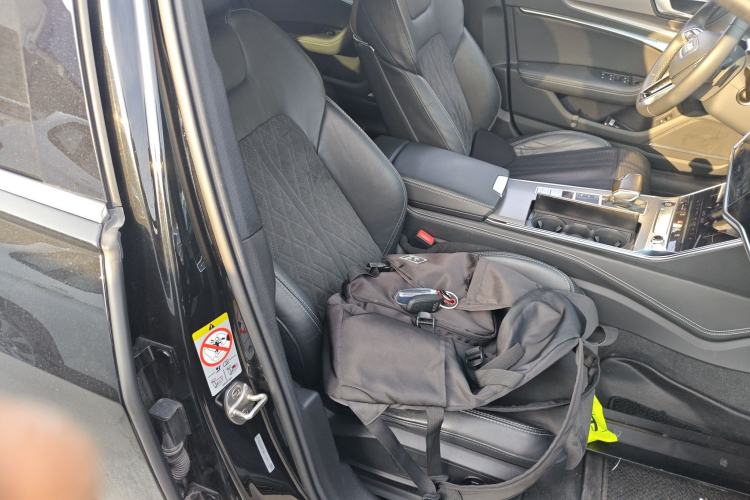 Used Audi A6L 2021 55 TFSI quattro Flagship Dynamic Model Right Front Seat