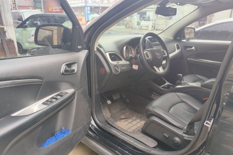 Used Dodge Journey 2015 2.0TD Four-Wheel Drive Luxury Edition
