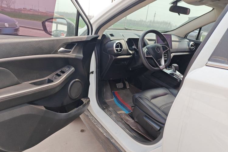 Used BYD Yuan New Energy 2019 EV535 Smart Connect Trendsetting Model Driver Seat