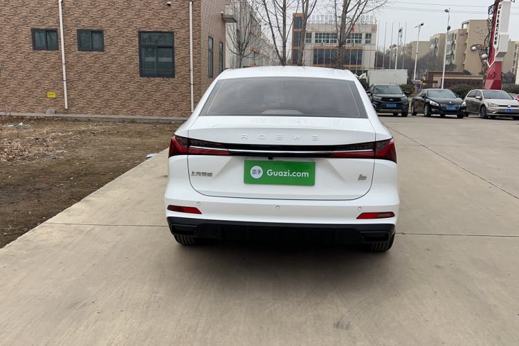 Used Roewe i5 2023 1.5L Manual Excellence Edition