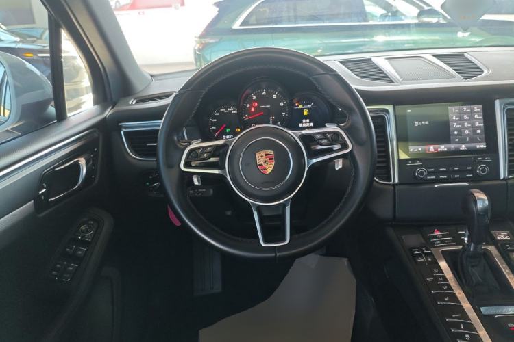 Used Porsche Macan 2017 Macan 2.0T