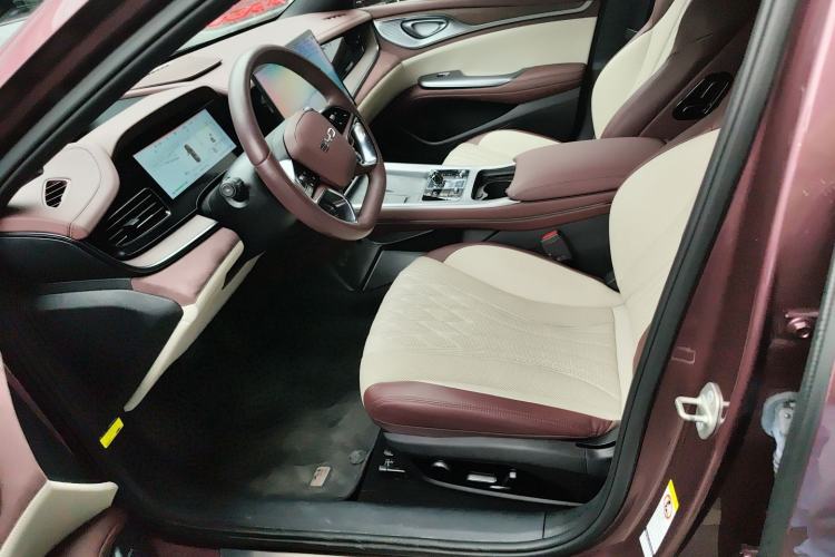 Used BYD Seal 2023 DM-i 1.5T 121km Flagship Model
