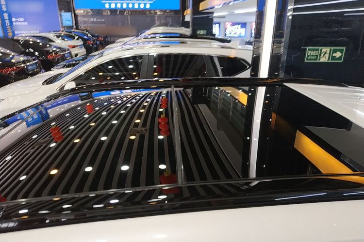 Used Toyota Wildlander 2024 Dual-Motor 2.5L E-CVT Two-Wheel Drive Luxury PLUS Edition
