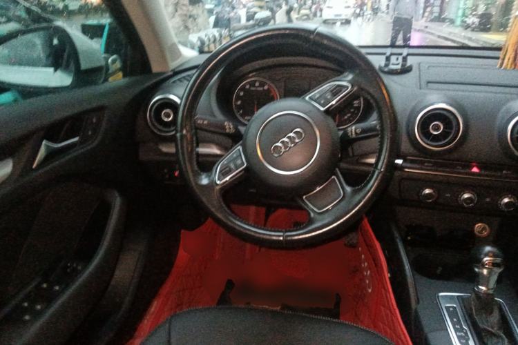 Used Audi A3 2016 Limousine 35 TFSI Ambition Edition
