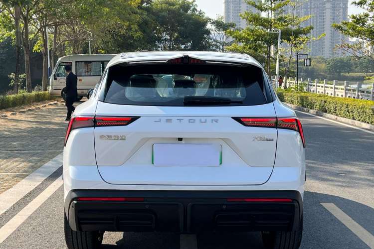 Used JETOUR Dashing i-DM 2023 1.5T DHT Lightning 02