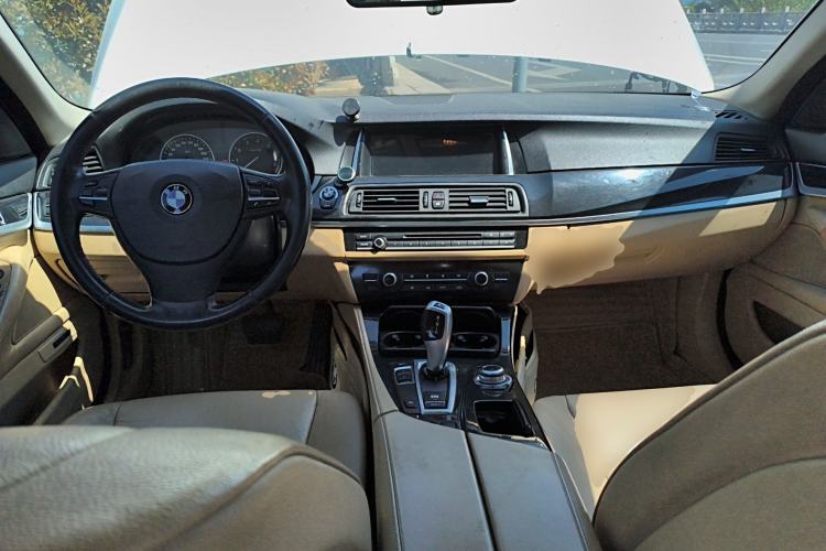 Used BMW 5 Series 2013 520Li Elegant Edition
