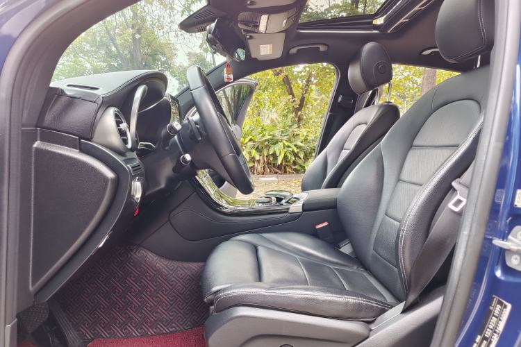 Used Mercedes-Benz GLC Coupe 2017 GLC 200 4MATIC Coupe SUV
