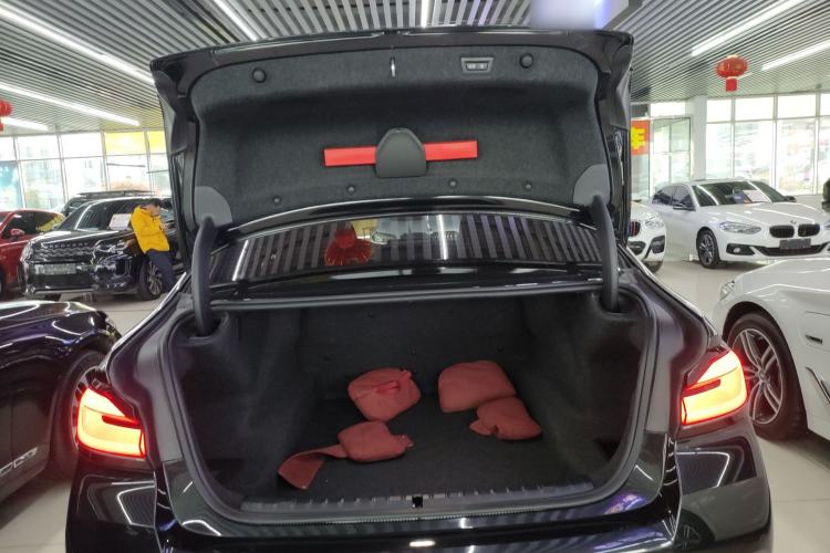 Used BMW 5 Series 2023 530Li Leading Model M Sport Package
