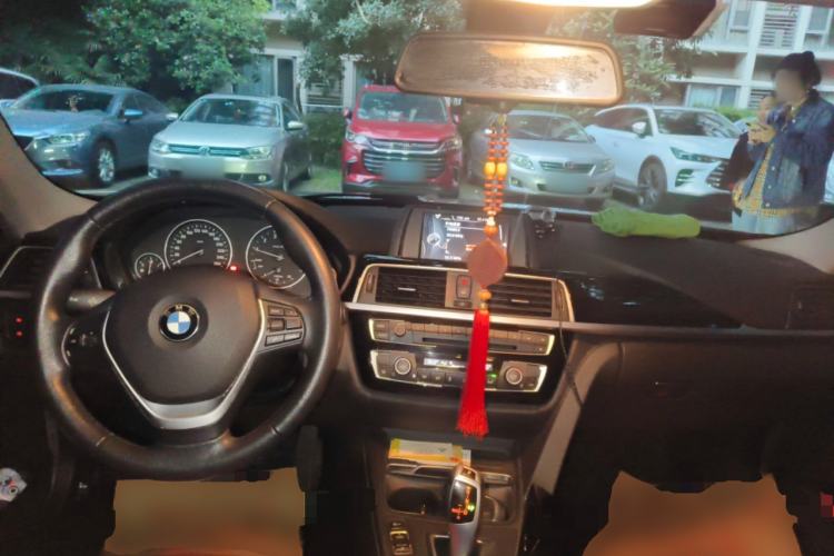 Used BMW 3 Series 2016 316i Fashion Model