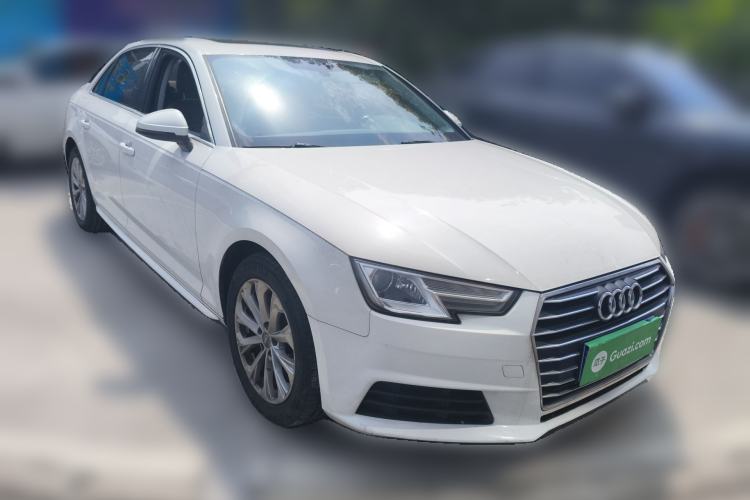 Used Audi A4L 2017 Plus 40 TFSI Ambition Model
