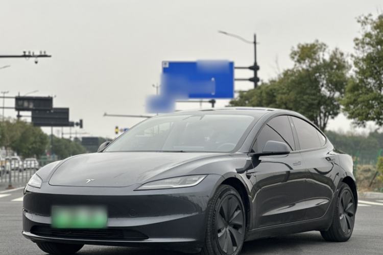 Used Tesla Model 3 2023 Rear-Wheel-Drive Version
