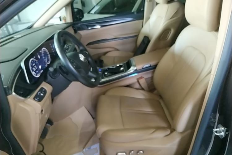 Used Buick GL8 2021 ES Landtrek 653T Luxury Model
