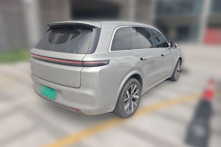 Used Li Auto L8 2023 Pro Model
