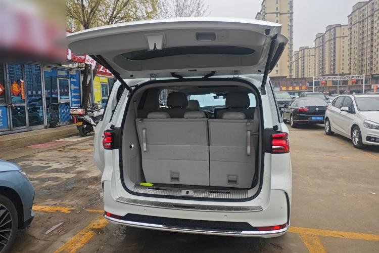 Used Roewe iMAX8 New Energy 2025 1.5T DMH Lu Zun Deluxe Edition Trunk