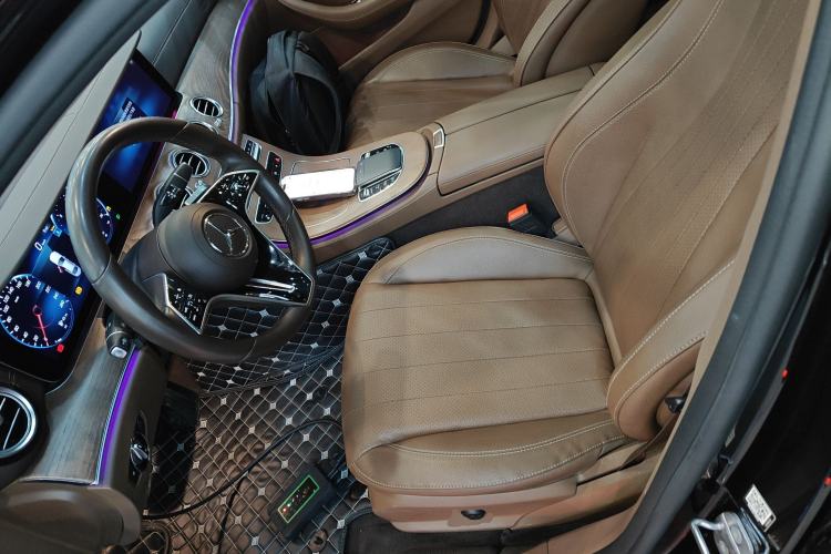 Used Mercedes-Benz E-Class 2023 Updated E 300 L Luxury Edition
