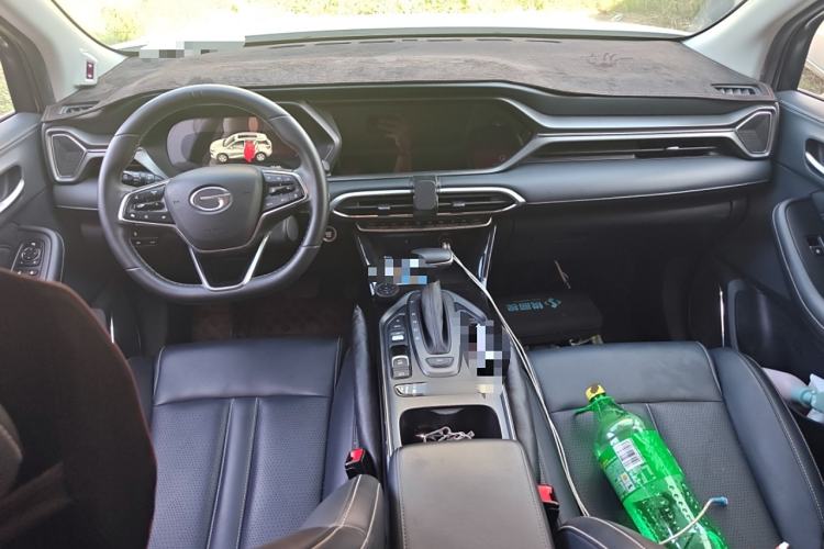 Used GAC Trumpchi GS4 2022 270T Automatic Smart Drive Flagship Edition Center Console