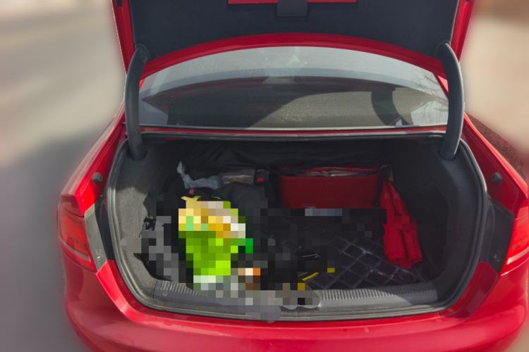 Used Audi A4L 2012 2.0 TFSI automatic standard version