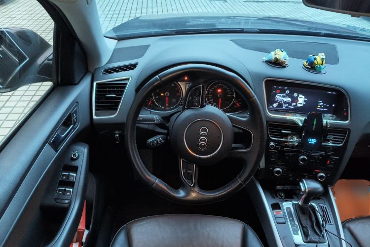 Used Audi Q5 2016 40 TFSI Technology Edition Steering Wheel