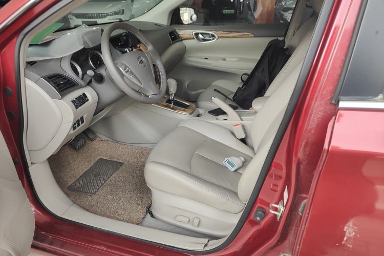 Used Nissan Sylphy 2012 1.8XL CVT Luxury Edition Left Front Seat