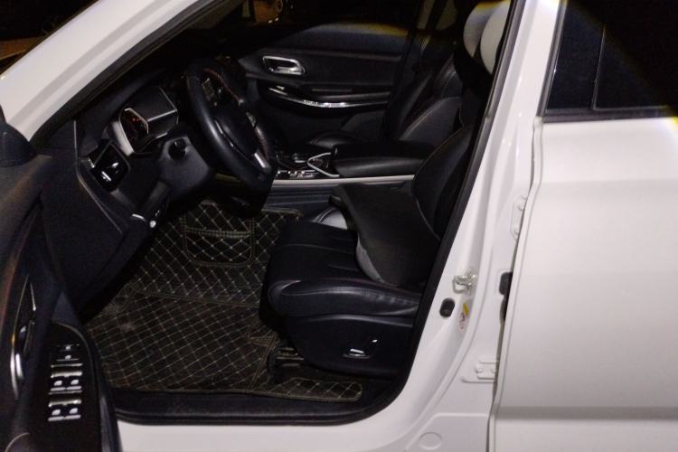 Used CHANGAN OSHAN X7 2021 1.5T Automatic Luxury Model Driver Seat