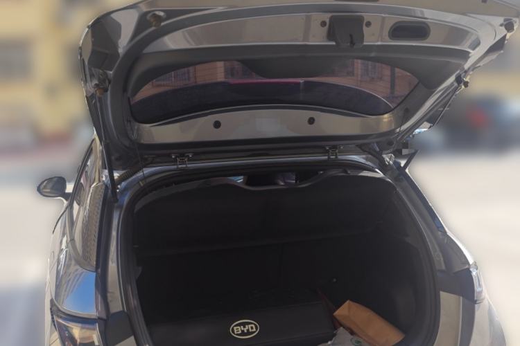 Used BYD Dolphin 2023 420 km Fashion Edition Trunk