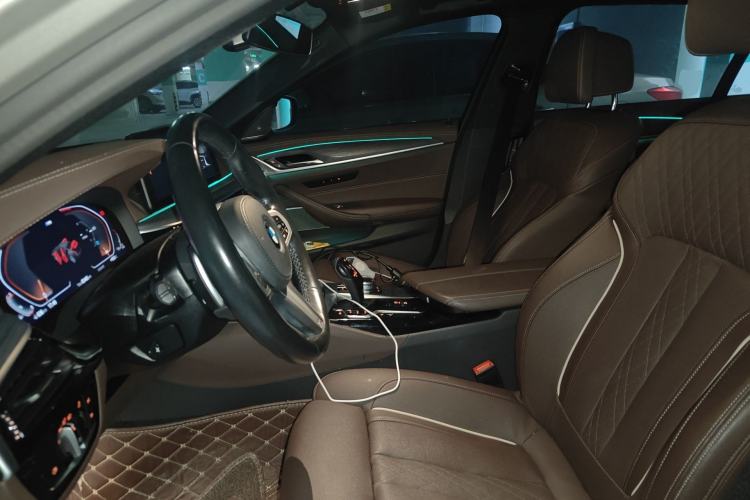 Used BMW 5 Series 2021 530Li Luxury Edition M Sport Package Left Front Seat