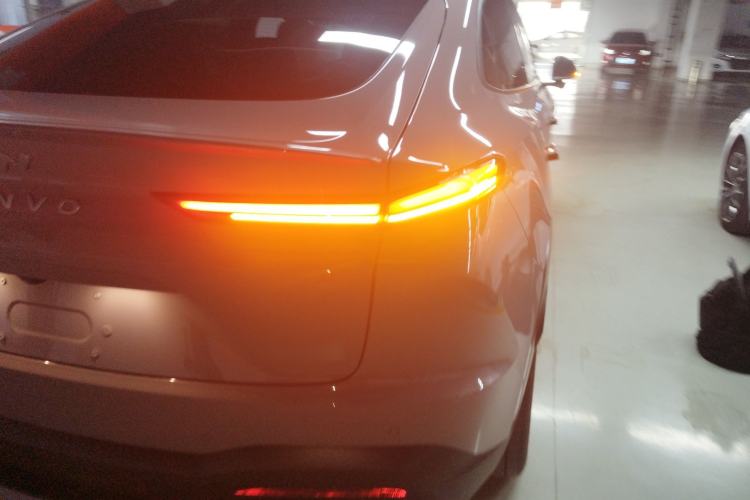 Used ONVO L60 2024 60 kWh Rear-Drive Version