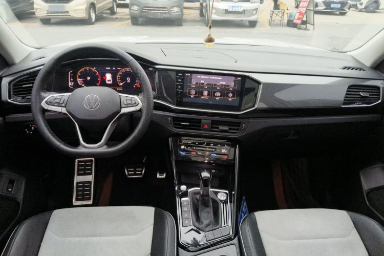 Used Volkswagen Tayron X 2020 330TSI Two-Wheel Drive Luxury Smart Connectivity Version
