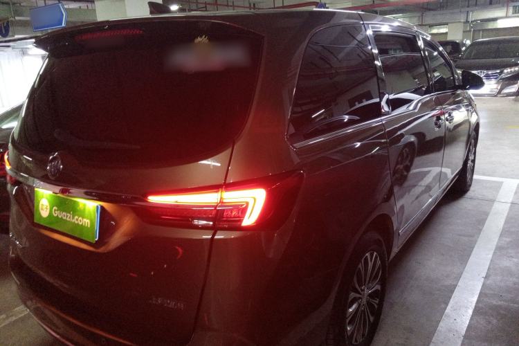 Used Buick GL8 2021 Land Cruiser Executive Class 652T Luxury Model