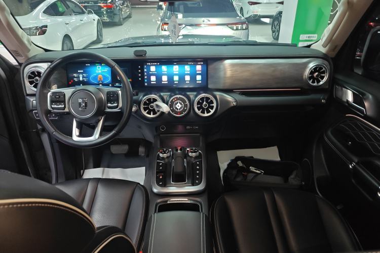 Used Tank 300 2021 Off-Road Edition 2.0T Conqueror Center Console