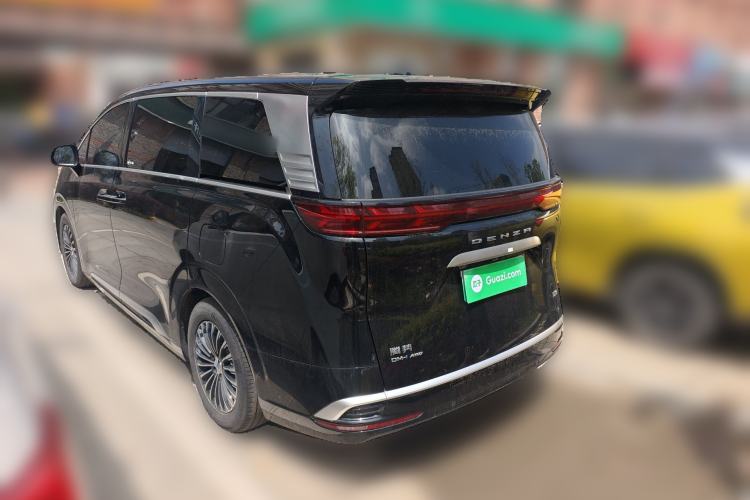 Used Denza D9 2022 DM-i 970 Four-Wheel Drive Flagship Model Rear Left 45 Deg