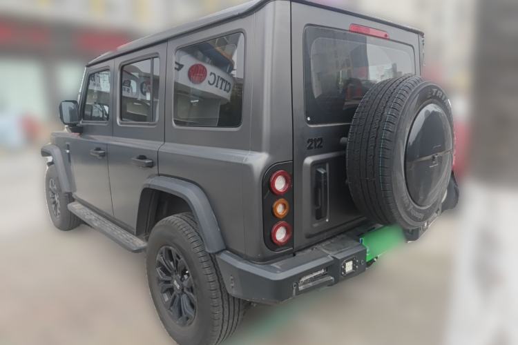 Used 212 T01 2024 2.0T Mechanic
