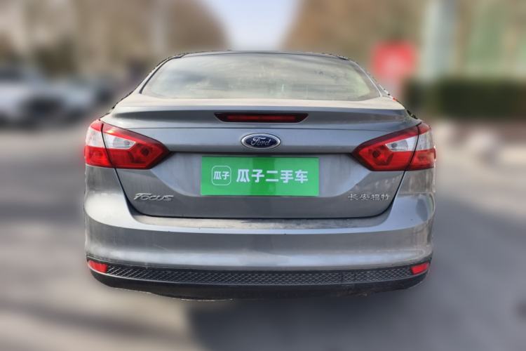 Used Ford Focus 2012 Sedan 1.6L Automatic Comfort Model
