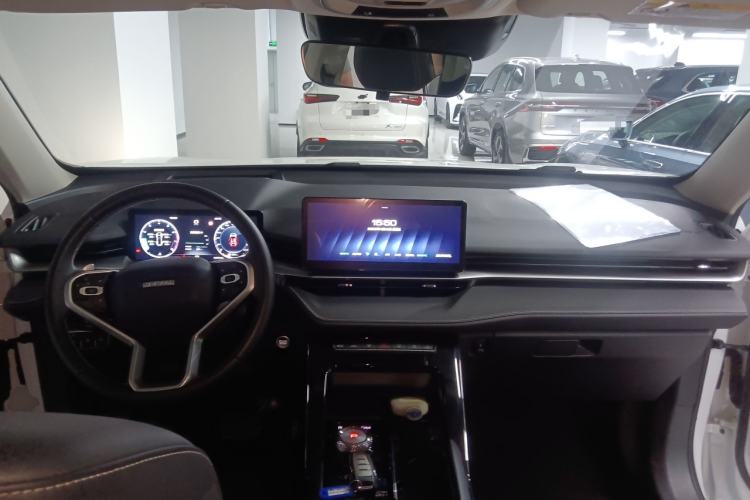 Used Haval H6 2022 3rd Generation 1.5T Automatic Two-Wheel Drive Max Center Console