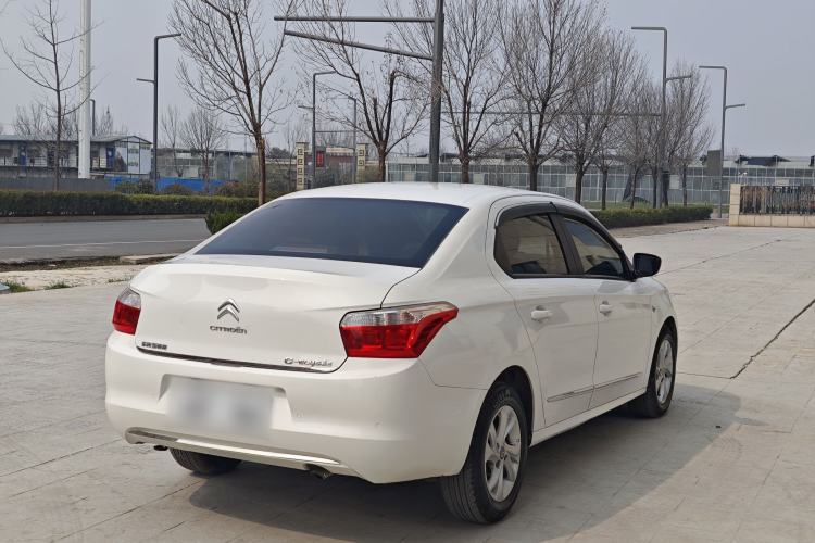 Used Citroen Elysee 2015 ZhiShang Edition 1.6L Manual Comfort Model