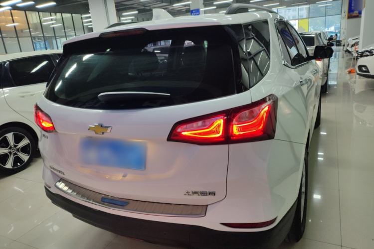 Used Chevrolet Equinox 2019 535T Automatic Chijie Edition China VI Rear